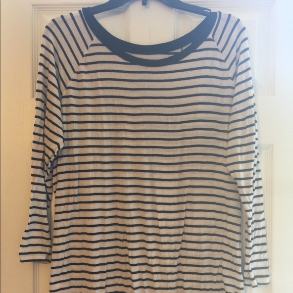 American Eagle Outfitters Tops - ❌❌SOLD❌❌American Eagle Top